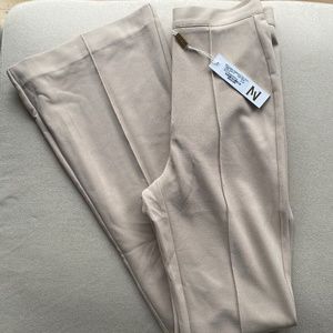 NWT Meshki Zendaya Highwaisted Flare Pants in Nude (S)